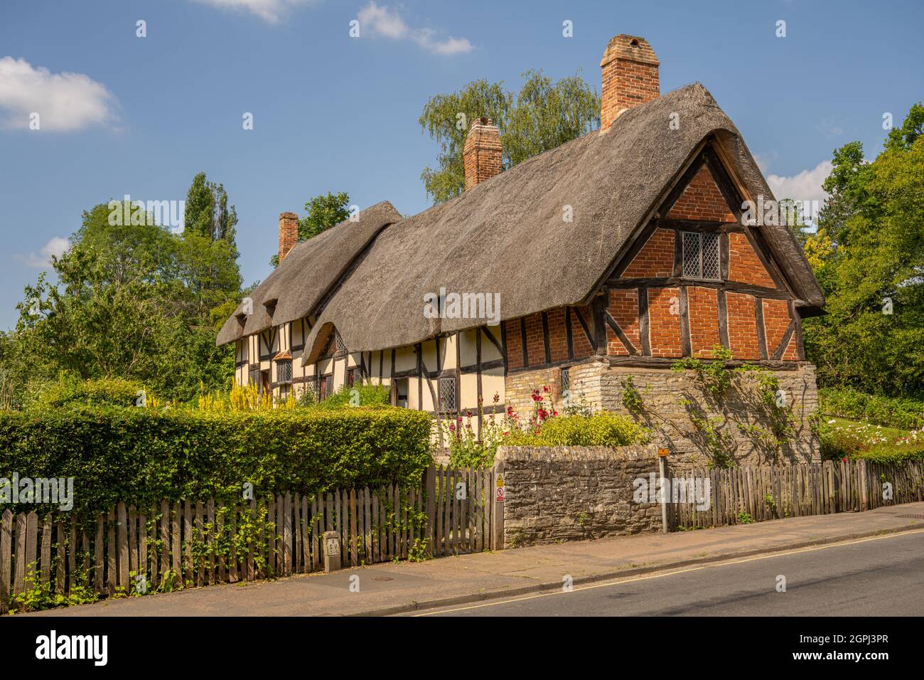 Anne Hathaway Cottage In Shottery Stratford Upon Avon Warwickshire 