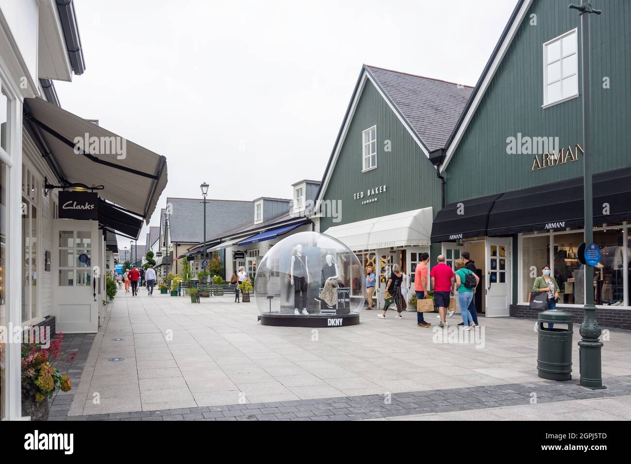 Kildare Village shopping outlet, Nurney Road, County Kildare, Republic of Ireland Stock Photo