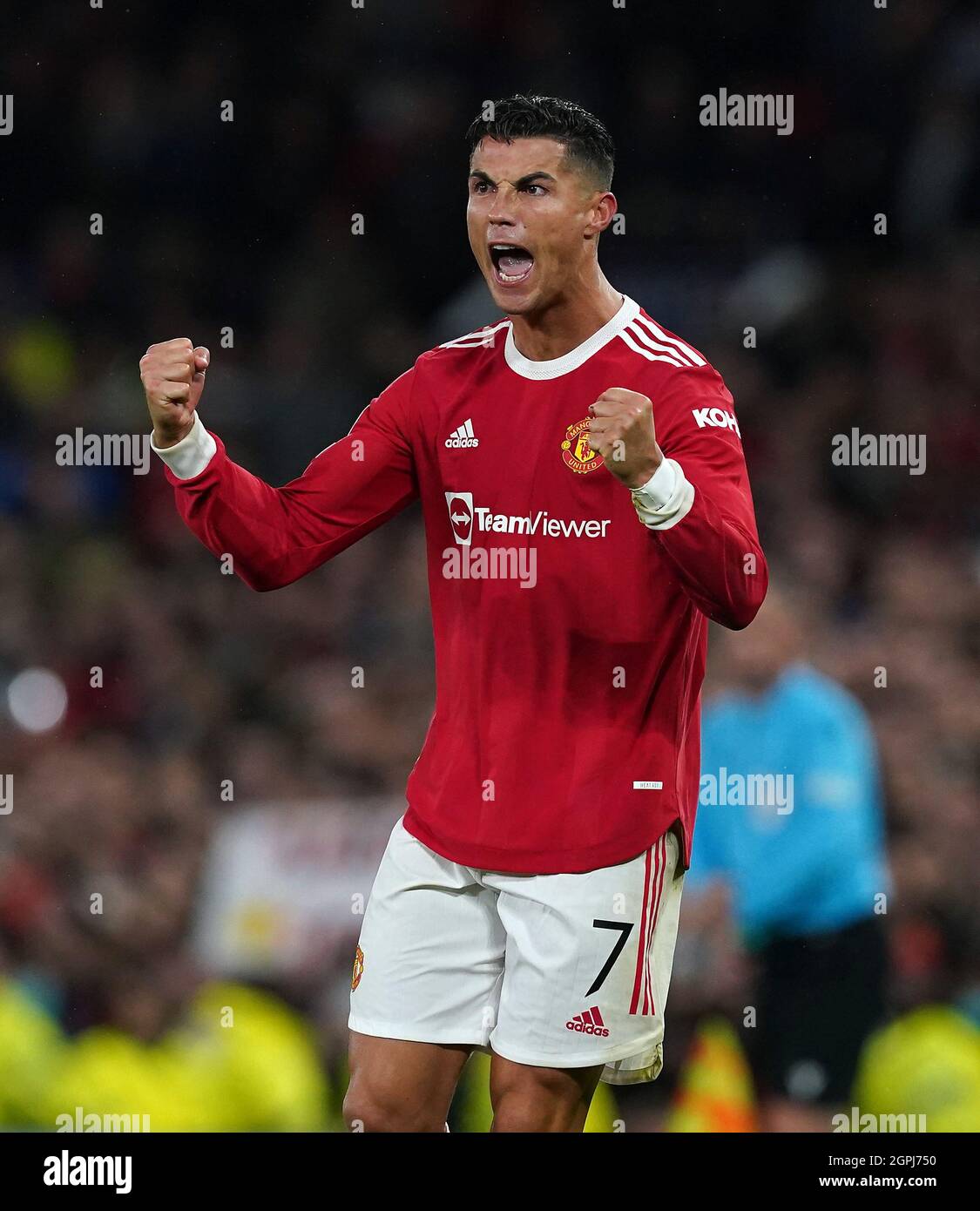 Manchester United's Cristiano Ronaldo celebrates at the final whistle Stock  Photo - Alamy