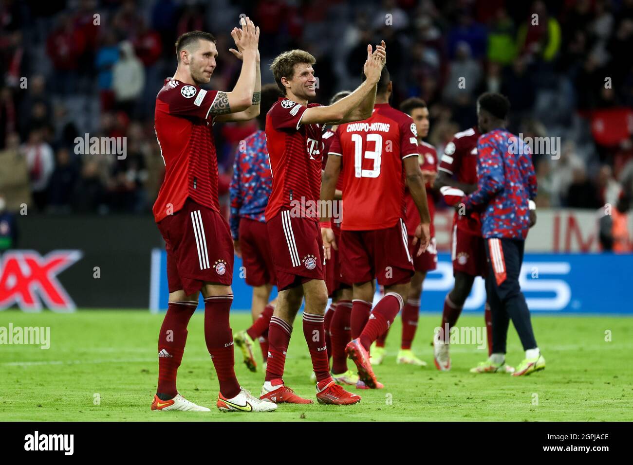 MUNICH, GERMANY - SEPTEMBER 29: Thomas Muller of FC Bayern Munchen  celebrates his sides win during the UEFA Champions League Group Stage match  between Bayern Munchen and Dinamo Kiev at the Allianz