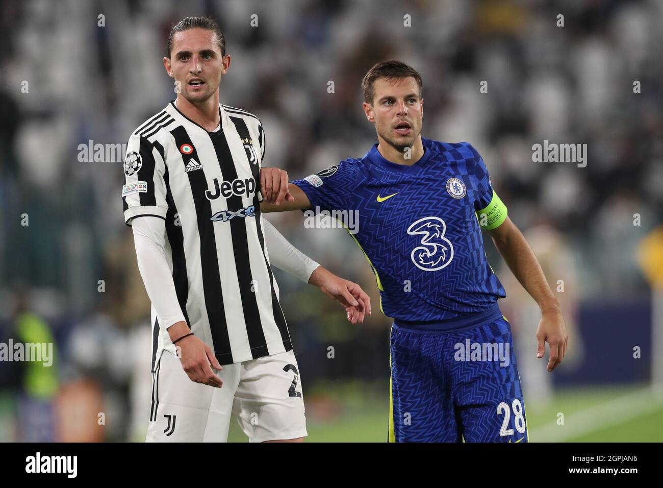 Turin, Italy, 29th September 2021. Adrien Rabiot of Juventus and Cesar Azpilicueta of Chelsea FC during the UEFA Champions League match at Allianz Stadium, Turin. Picture credit should read: Jonathan Moscrop / Sportimage Stock Photo