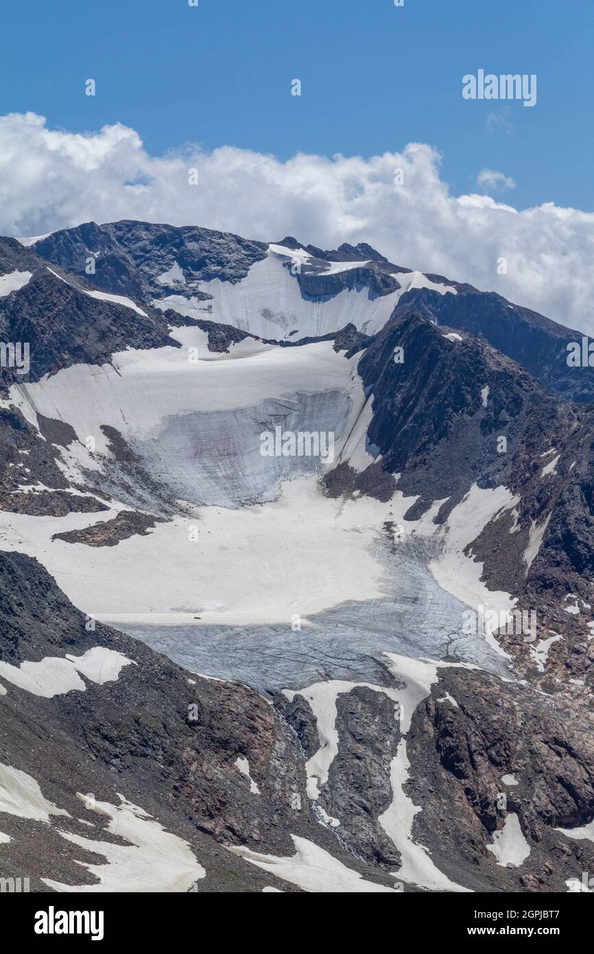 Scenery around the Stubai Glacier near the Stubaital, a alpine valley in Tyrol, Austria Stock Photo