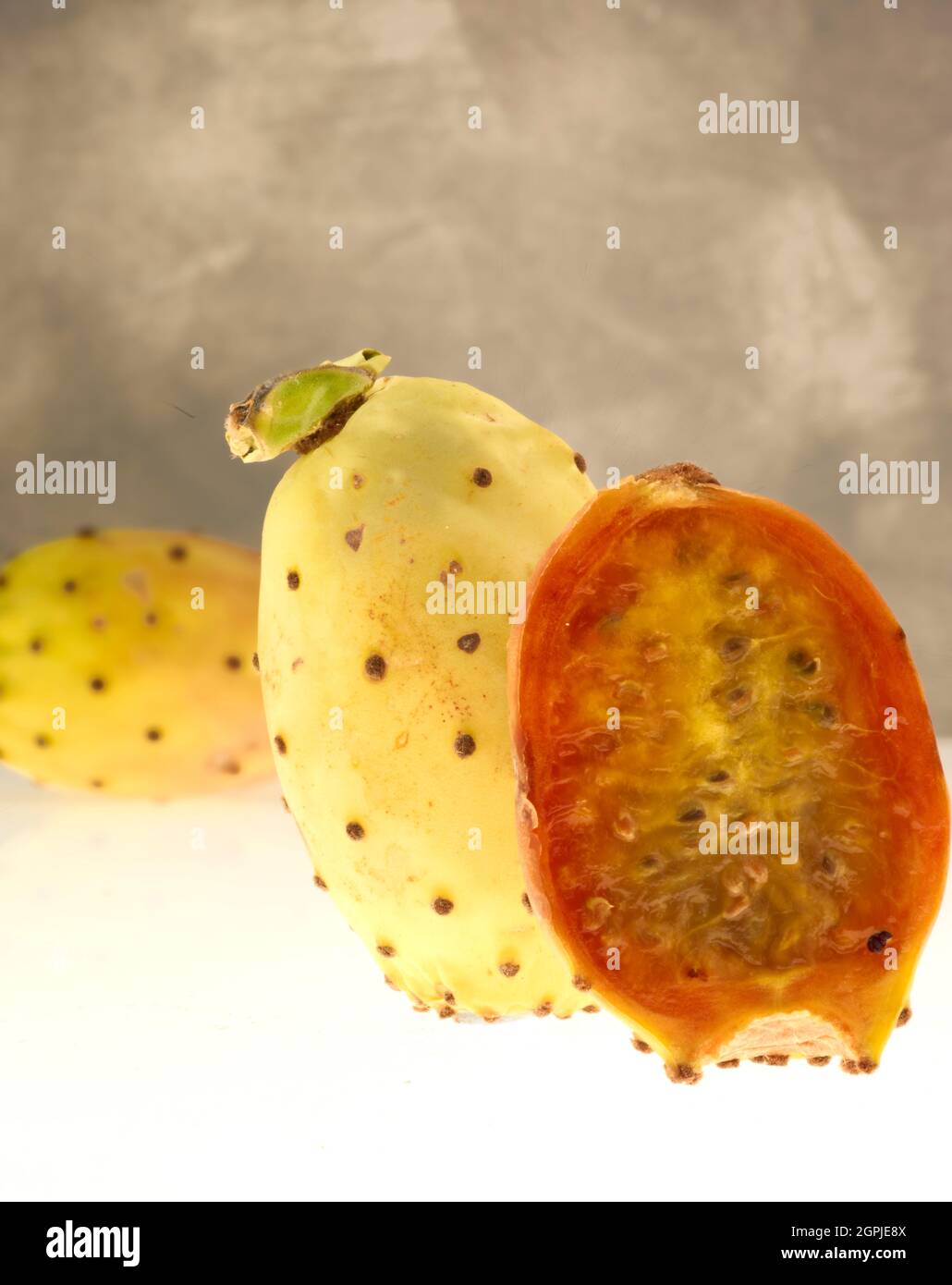 Pera Indiana Unusual and delicious Prickly Pear Fruit, Opuntia ficus-indica, Indian ...