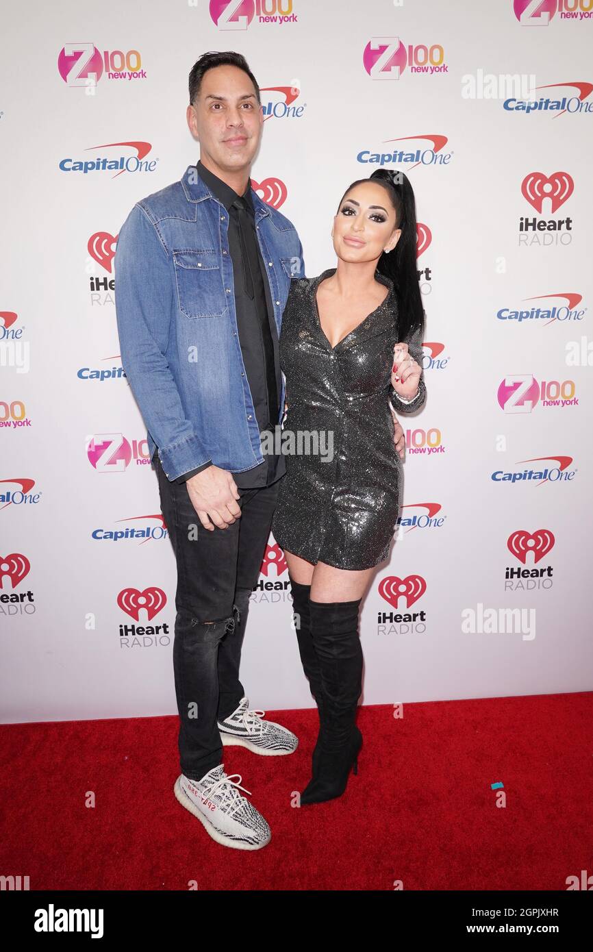 New York - NY - 20191213-2019 iHeartRadio Jingle Ball -PICTURED