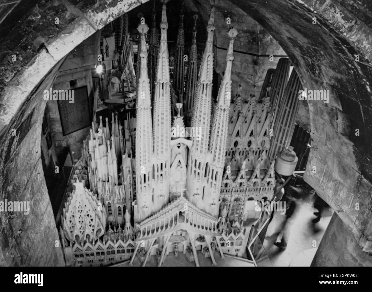 Sagrada Familia (museum in the crypt of the Passion Facade): the 1:25 scaled plaster model made by Gaudí for the Sagrada Familia from 1914 onwards (1926) destroyed during 1936-39 Spanish Civil War and restored after, 31-08-1979. Stock Photo