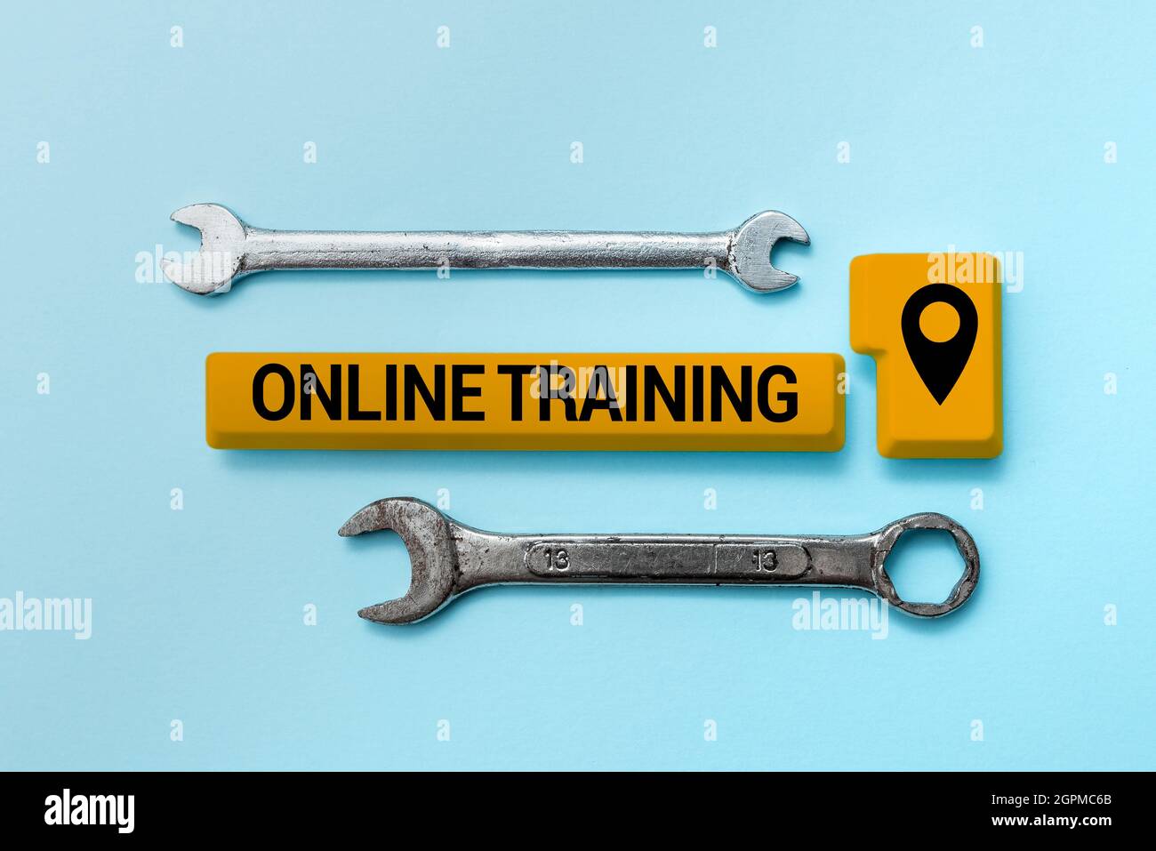 Conceptual display Online Training. Internet Concept Take the education program from the electronic means Typing Game Program Codes, Programming New Stock Photo
