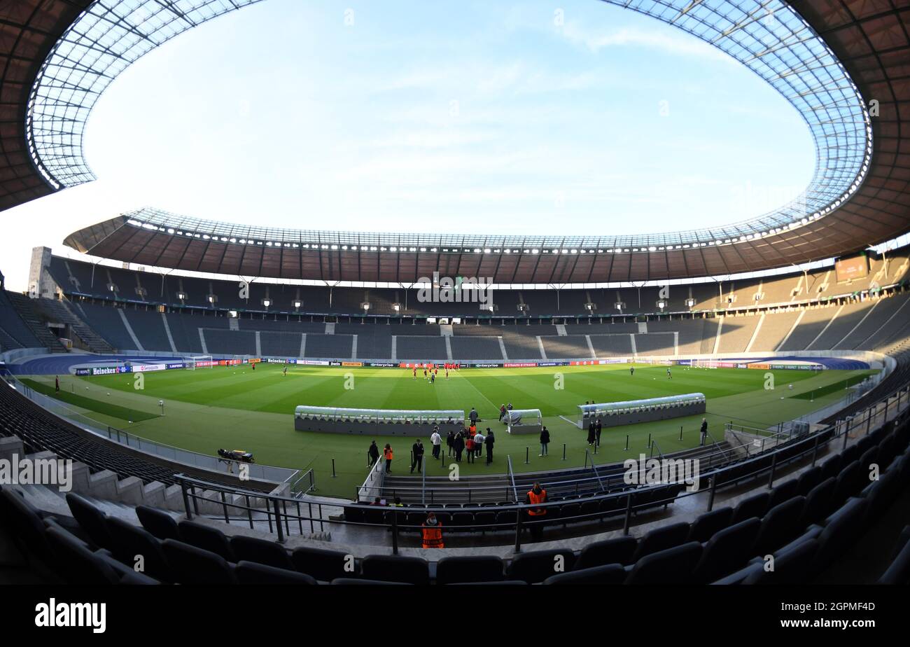 Berlin, Germany. 29th Sep, 2021. Football: UEFA Europa Conference League,  before the match 1. FC Union Berlin - Maccabi Haifa, final training Union  at the Olympiastadion. View into the stadium. Credit: Matthias