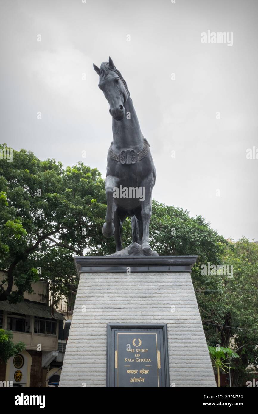 The famous statue of Kala Ghoda, a symbol of the heritage of Mumbai