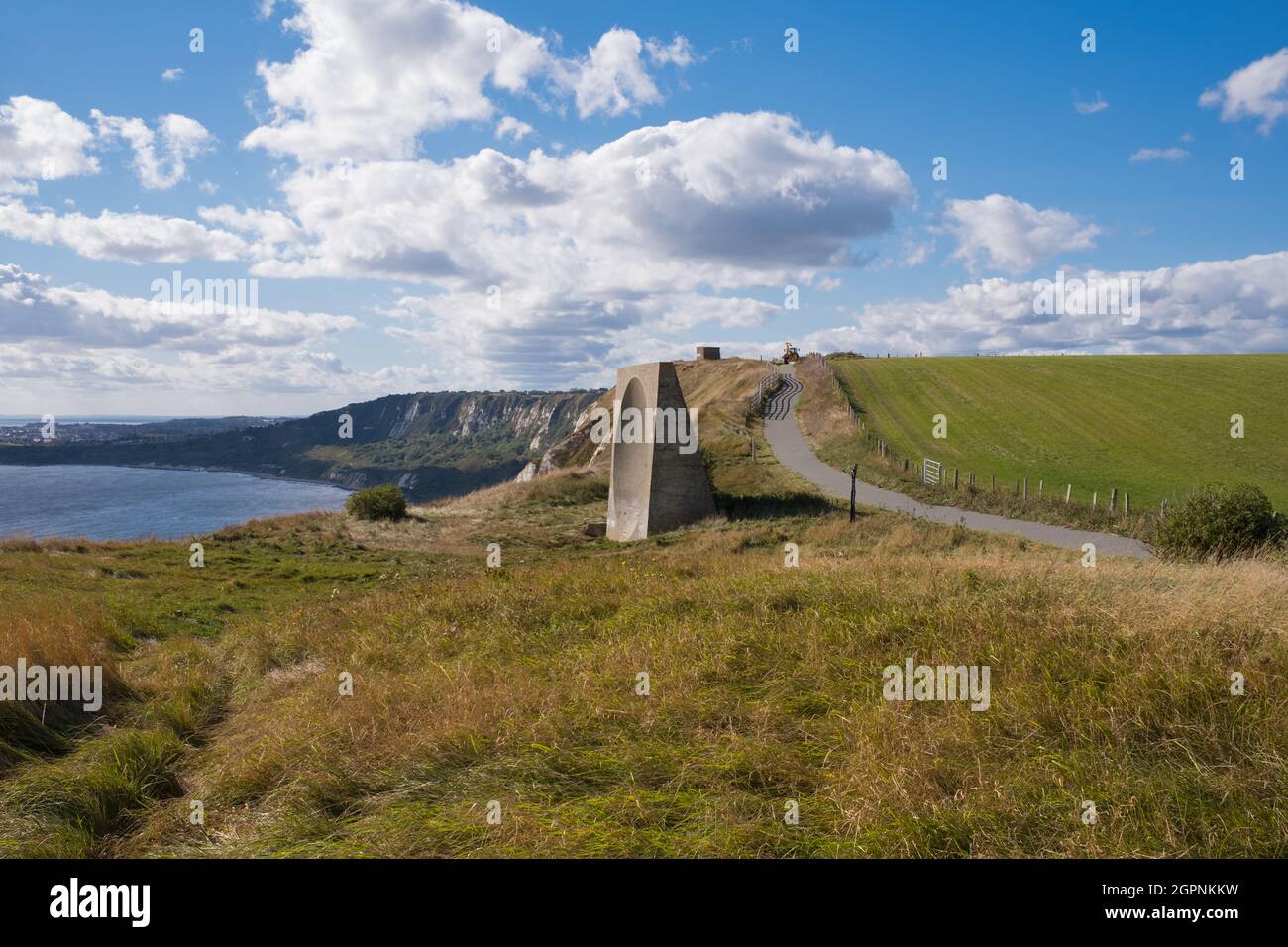 Abbot’s Cliff sound mirror, between Folkestone and Dover, Kent Stock Photo Alamy