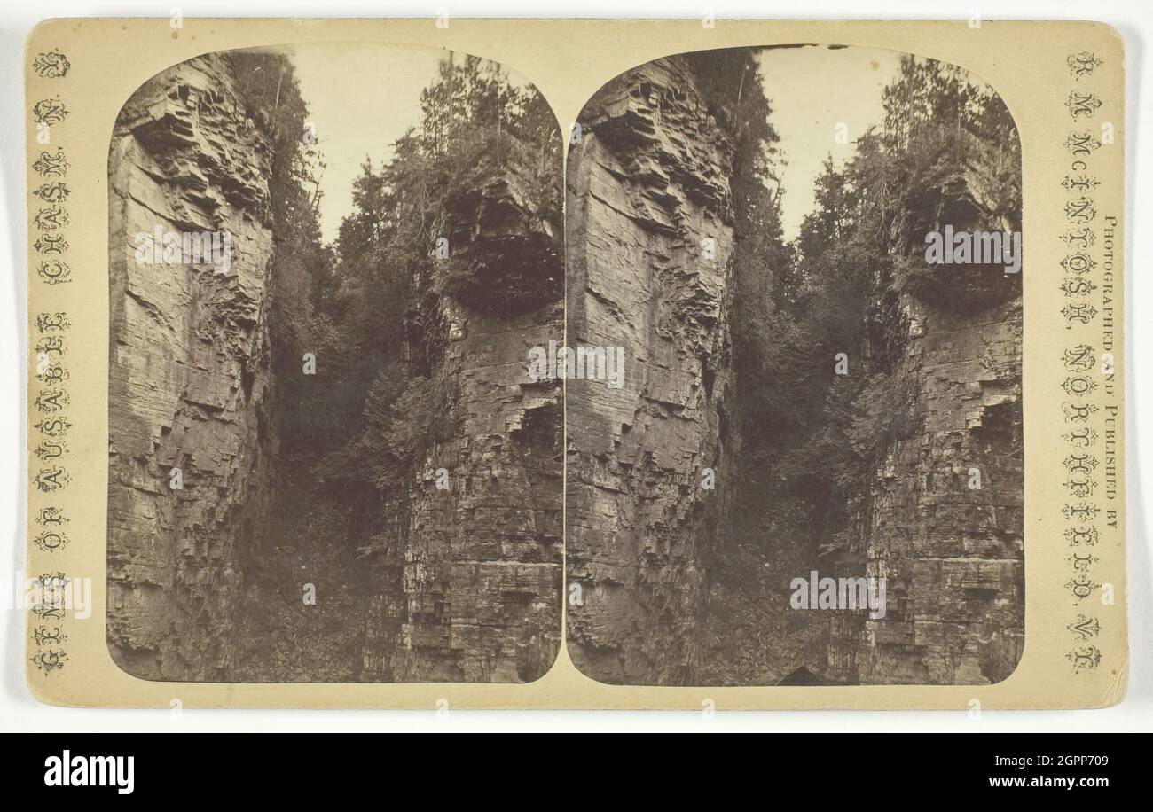 Shady Gorge, late 19th century. [Sandstone gorge near Keeseville, New York State, USA]. Albumen print, stereocard, no. 1071 from the series &quot;Gems of Ausable Chasm, N. Y.&quot;. Stock Photo