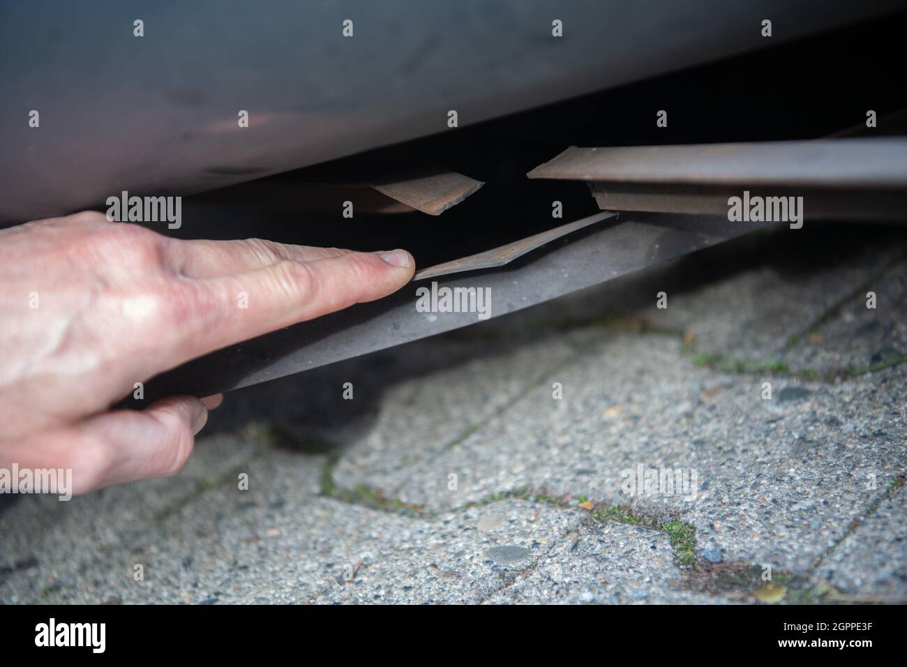 Vehicle defects hires stock photography and images Alamy