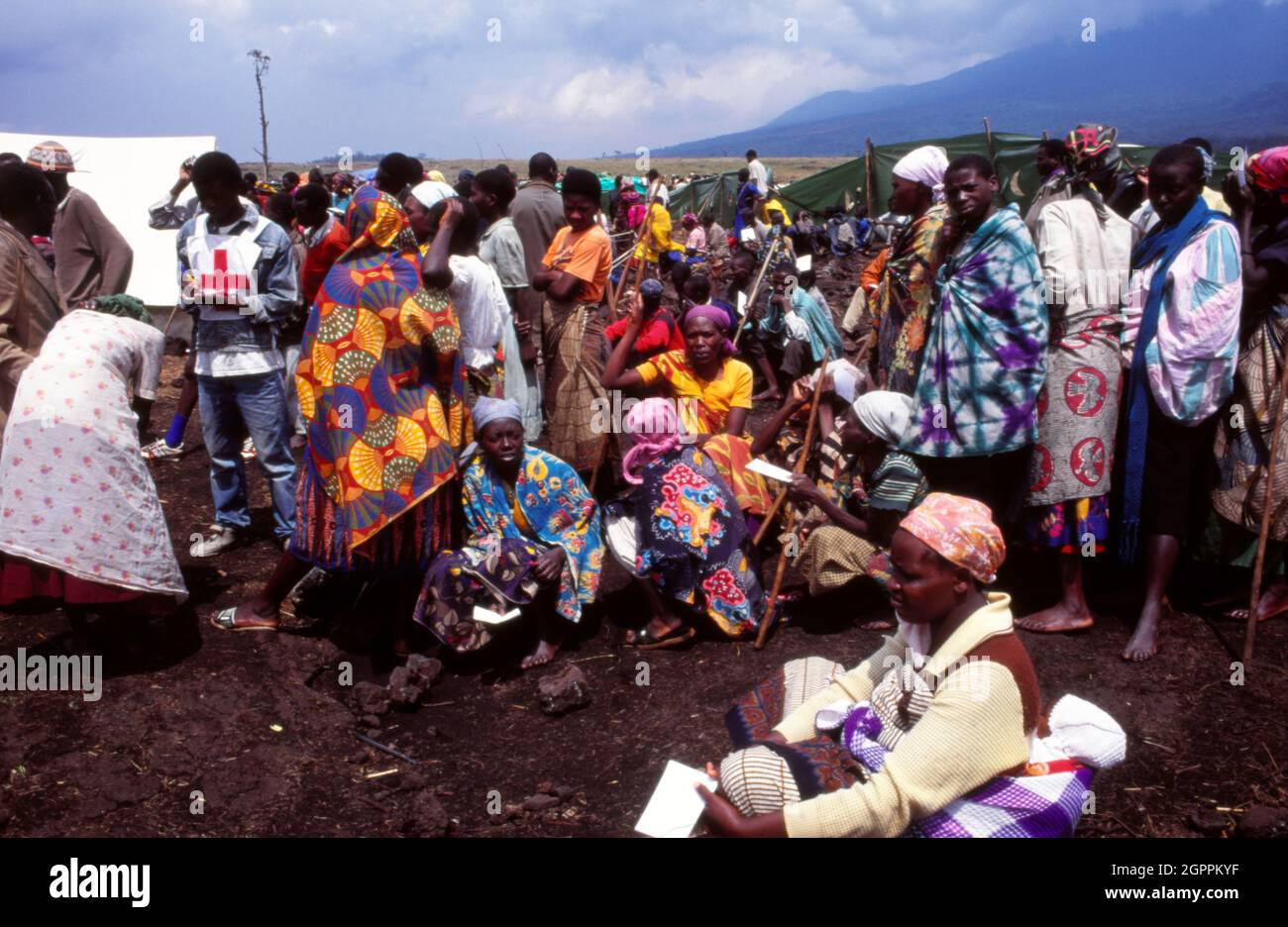Rwandan refugees fleeing from the genocide and civil war in neighbouring Rwanda wait in a refugee camp in Goma in the Democratic Republic of Congo. Stock Photo