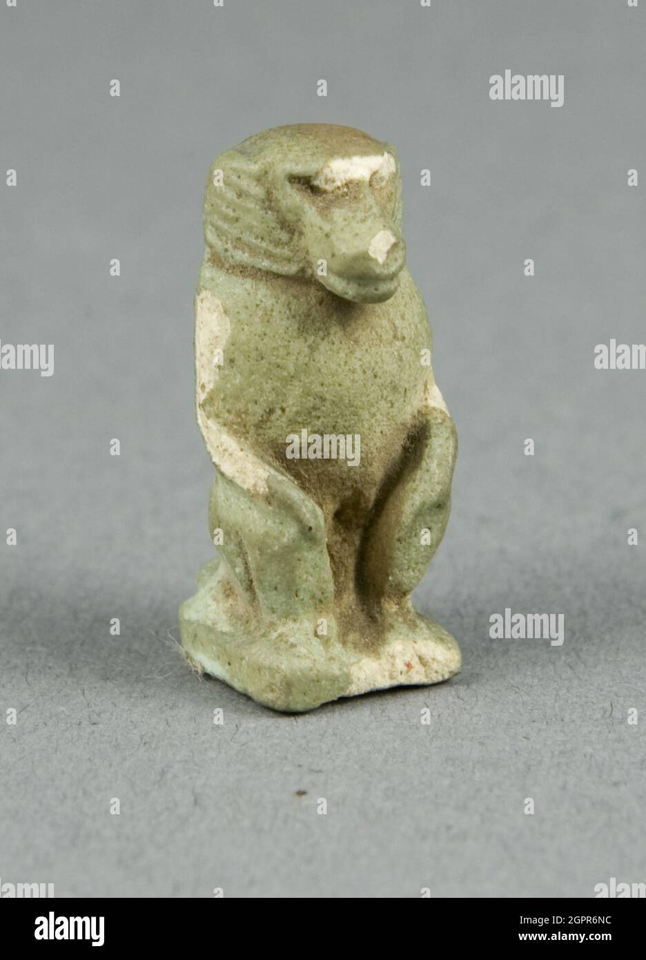 Amulet of the God Thoth as a Seated Baboon, Egypt, Late Period, Dynasties 26-31 (664-332 BCE). Stock Photo