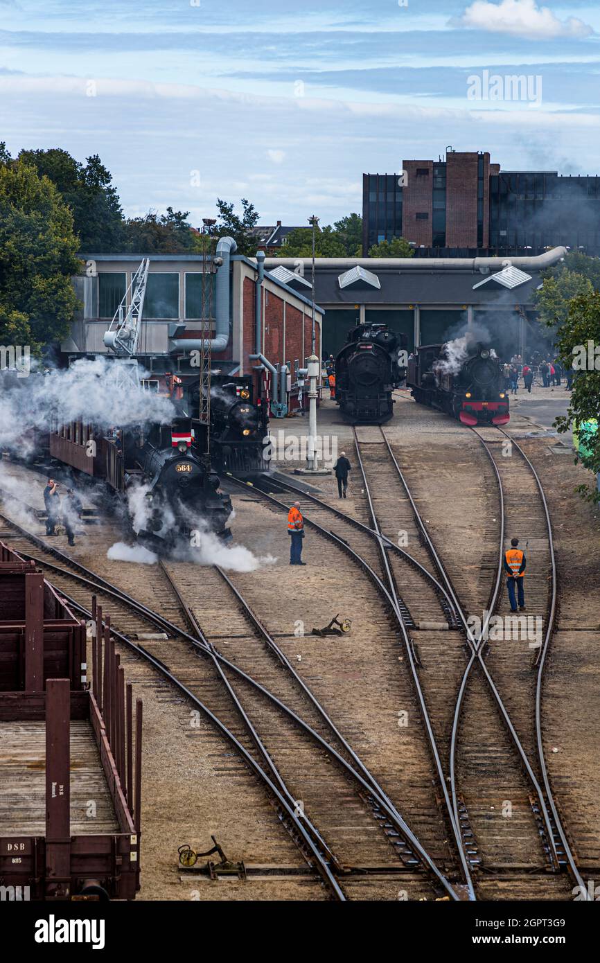 norfolk southern train in pennsylvania alamy stock photo norfolk southern train in pennsylvania alamy stock photo