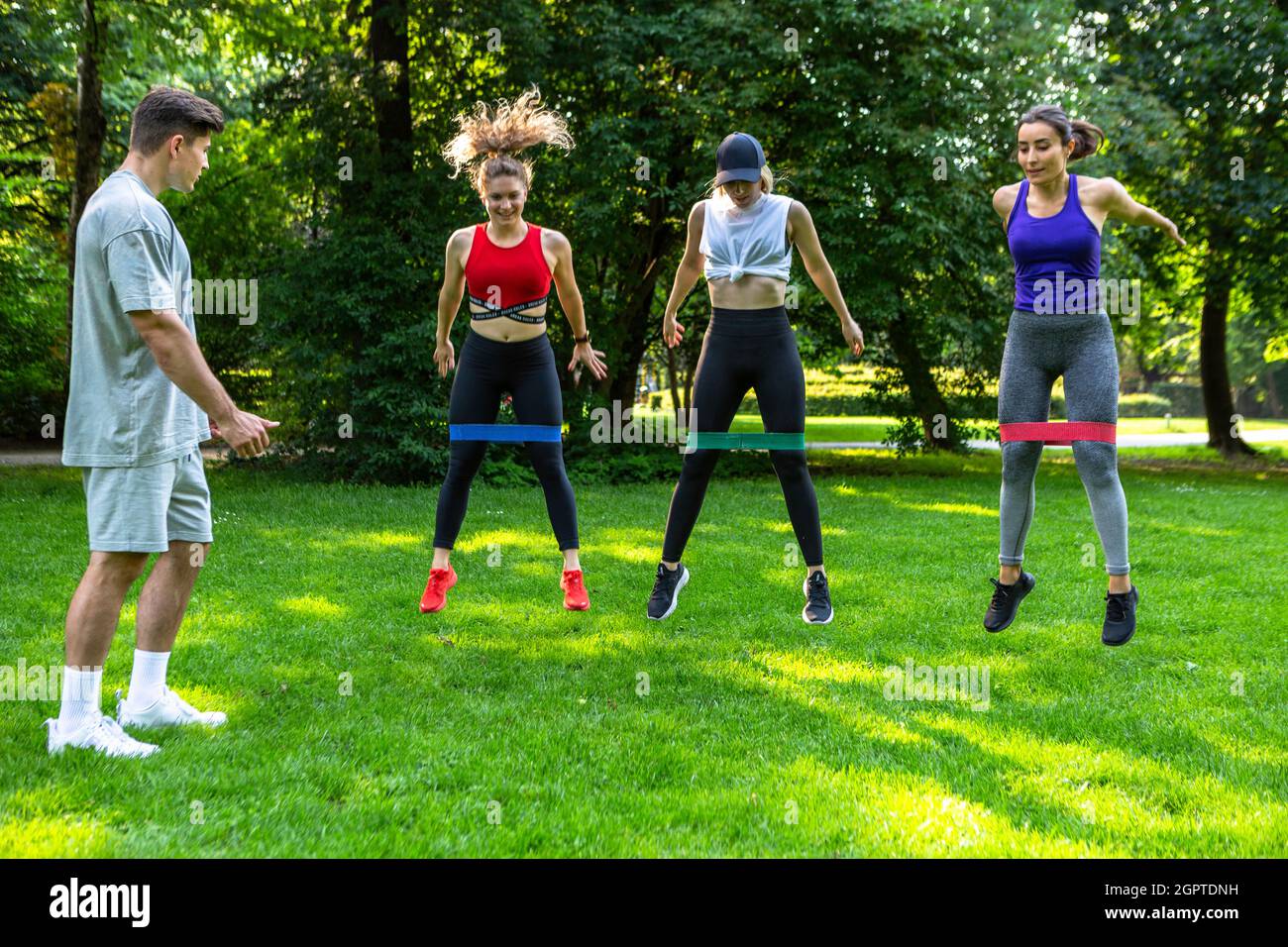 Women in bands hires stock photography and images Alamy