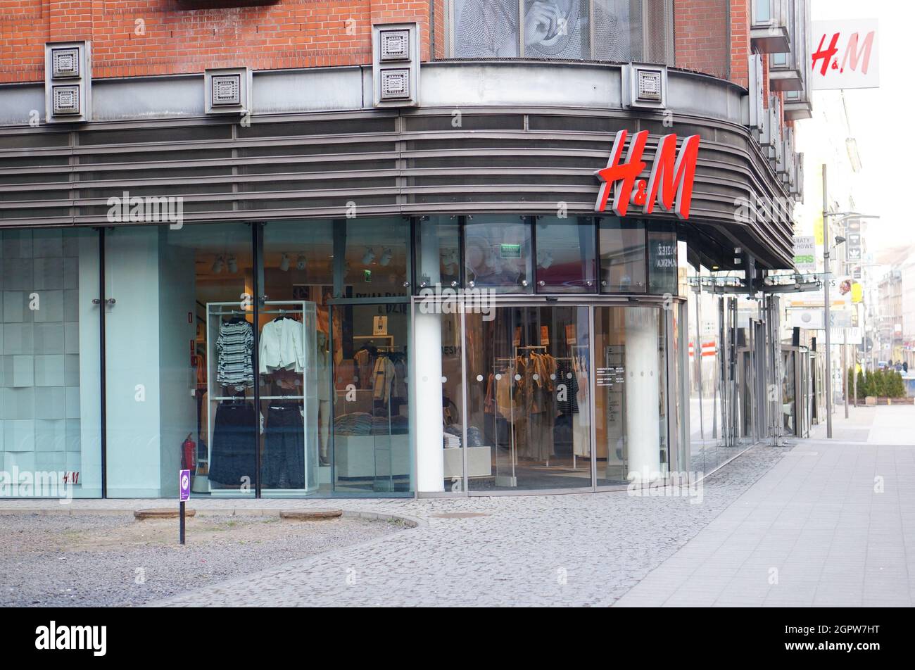 POZNAN, POLAND - Mar 08, 2015: the Entrance to a H&M clothing store in the  city on a gloomy day Stock Photo - Alamy