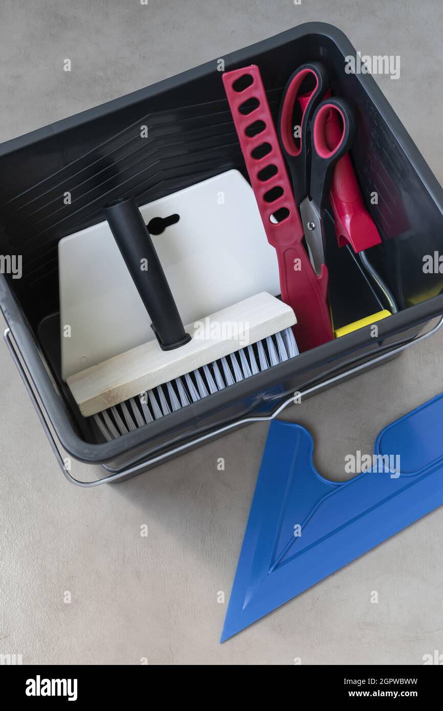 Indispensable tools for wallpapering the walls Stock Photo Alamy