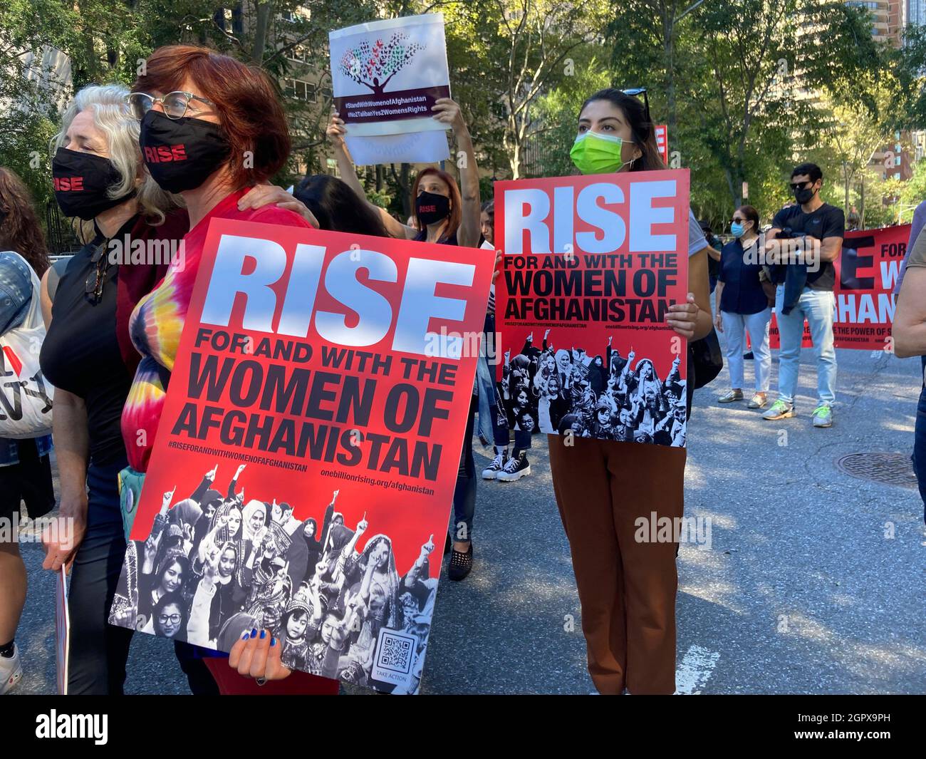 Activists protest the treatment of women by the Taliban in Afghanistan, in Dag Hammarskjold Plaza, in front of the United Nations, on Saturday, September 25, 2021. (© Frances M. Roberts) Stock Photo