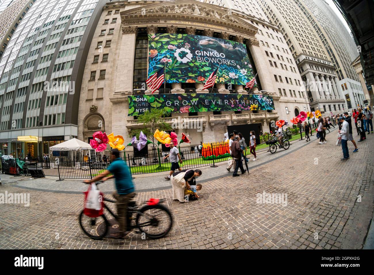 Soaring eagle acquisition corp hires stock photography and images Alamy