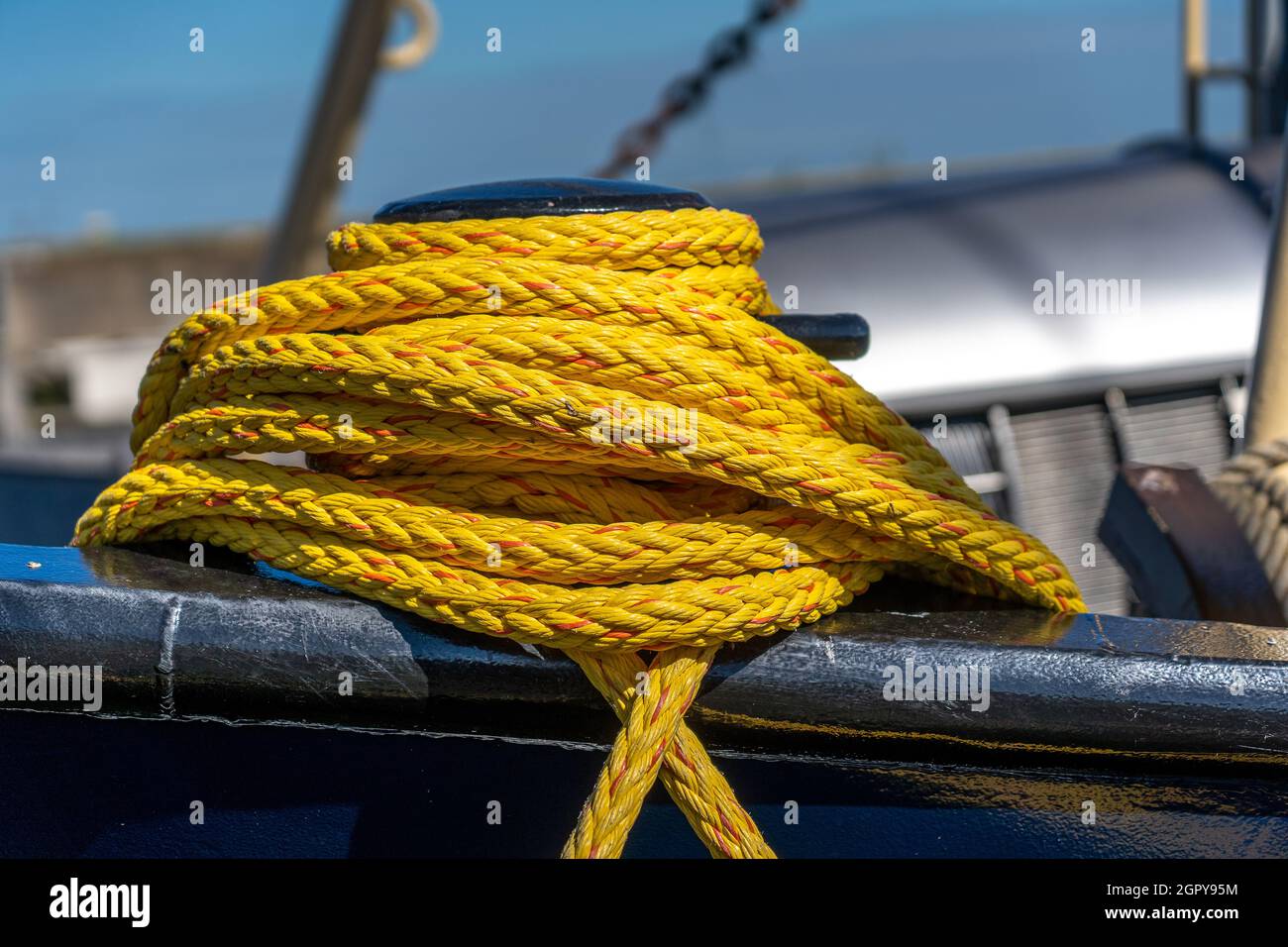 Black yellow nylon rope hi-res stock photography and images - Alamy