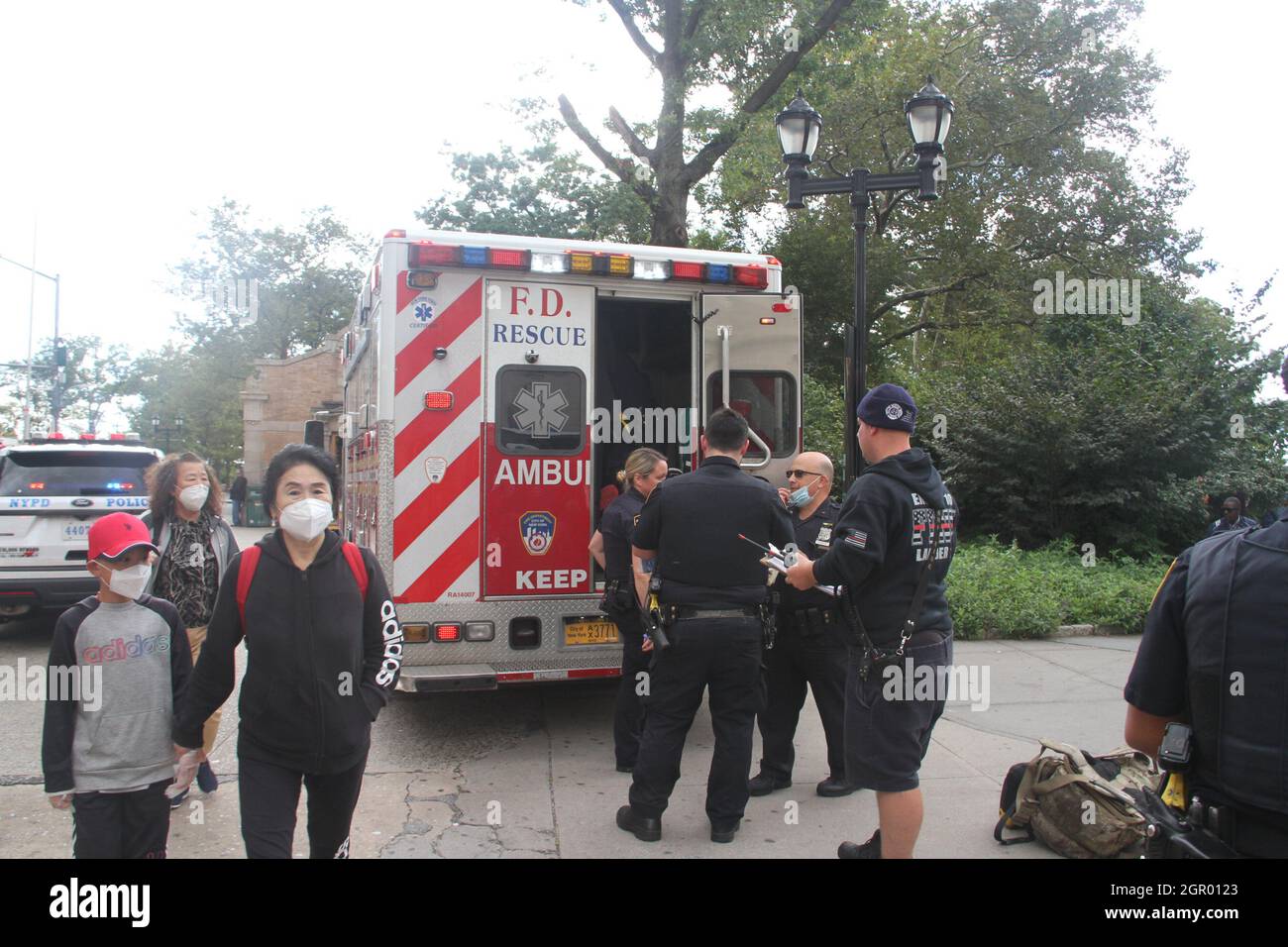 Bowling green station hires stock photography and images Alamy
