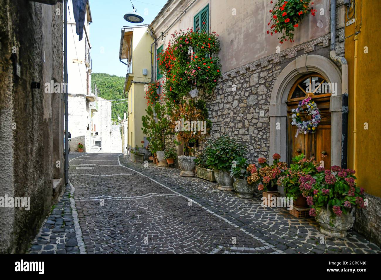 A narrow street of Carpinone, a medieval town of Isernia province, Italy. Stock Photo
