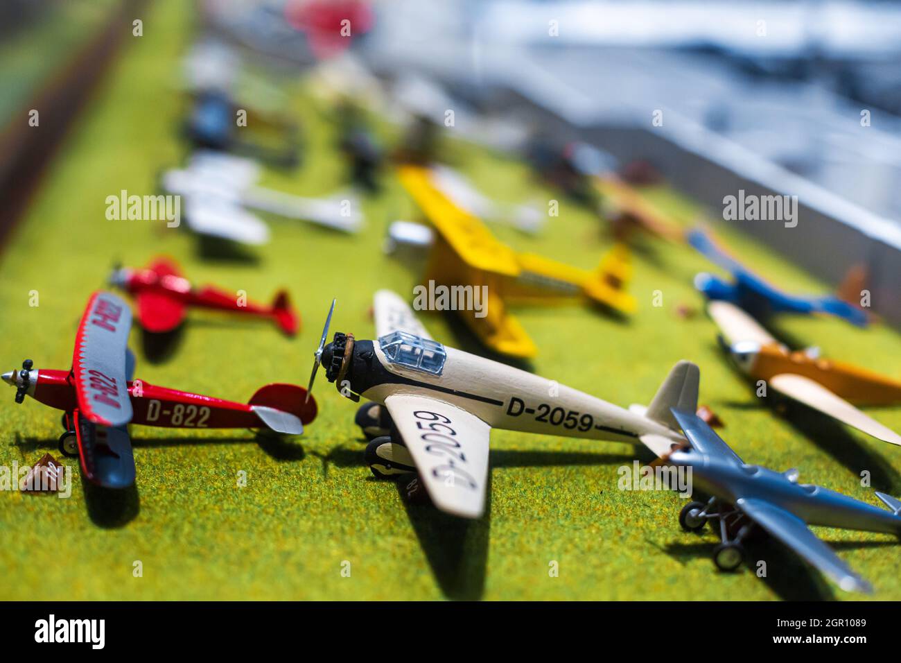 Historic aviation models hires stock photography and images Alamy