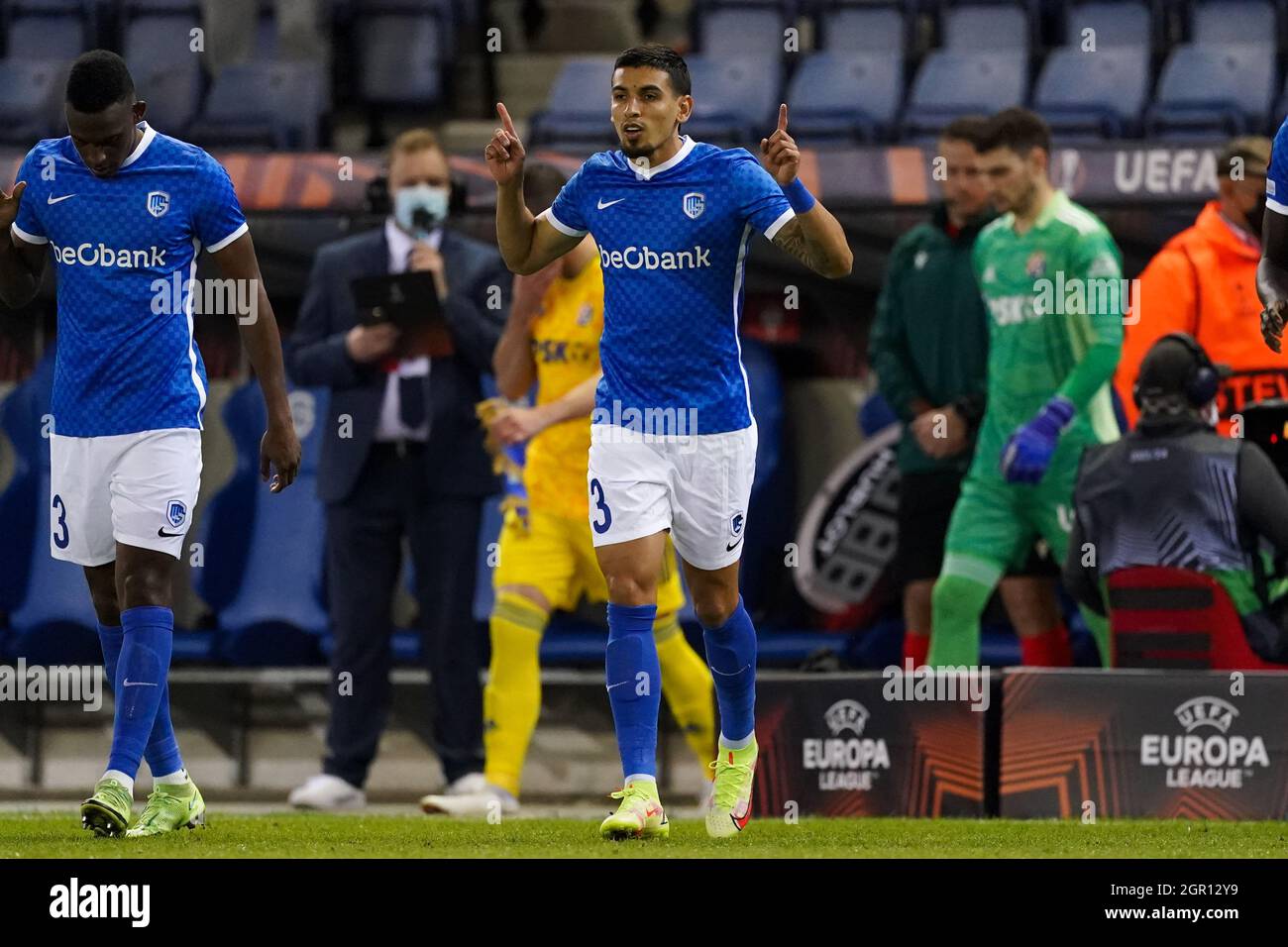 GENK, BELGIUM - JULY 14: Mujaid Sadick of Genk coaches his teammates during  the Club Friendly match between KRC Genk and AZ Alkmaar at Luminus Arena on  July 14, 2021 in Genk