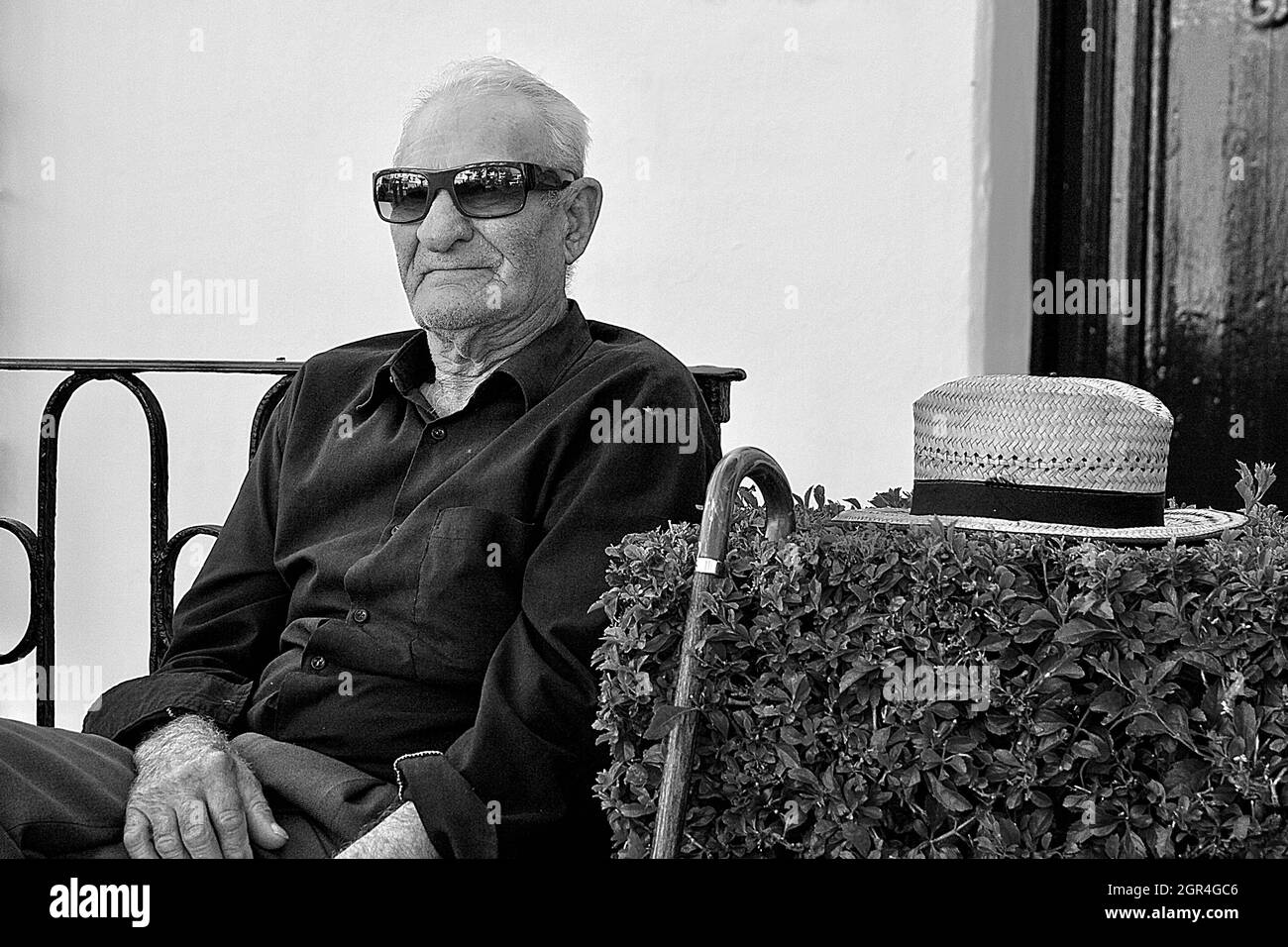 Old Man Sitting Chair Black and White Stock Photos & Images - Alamy