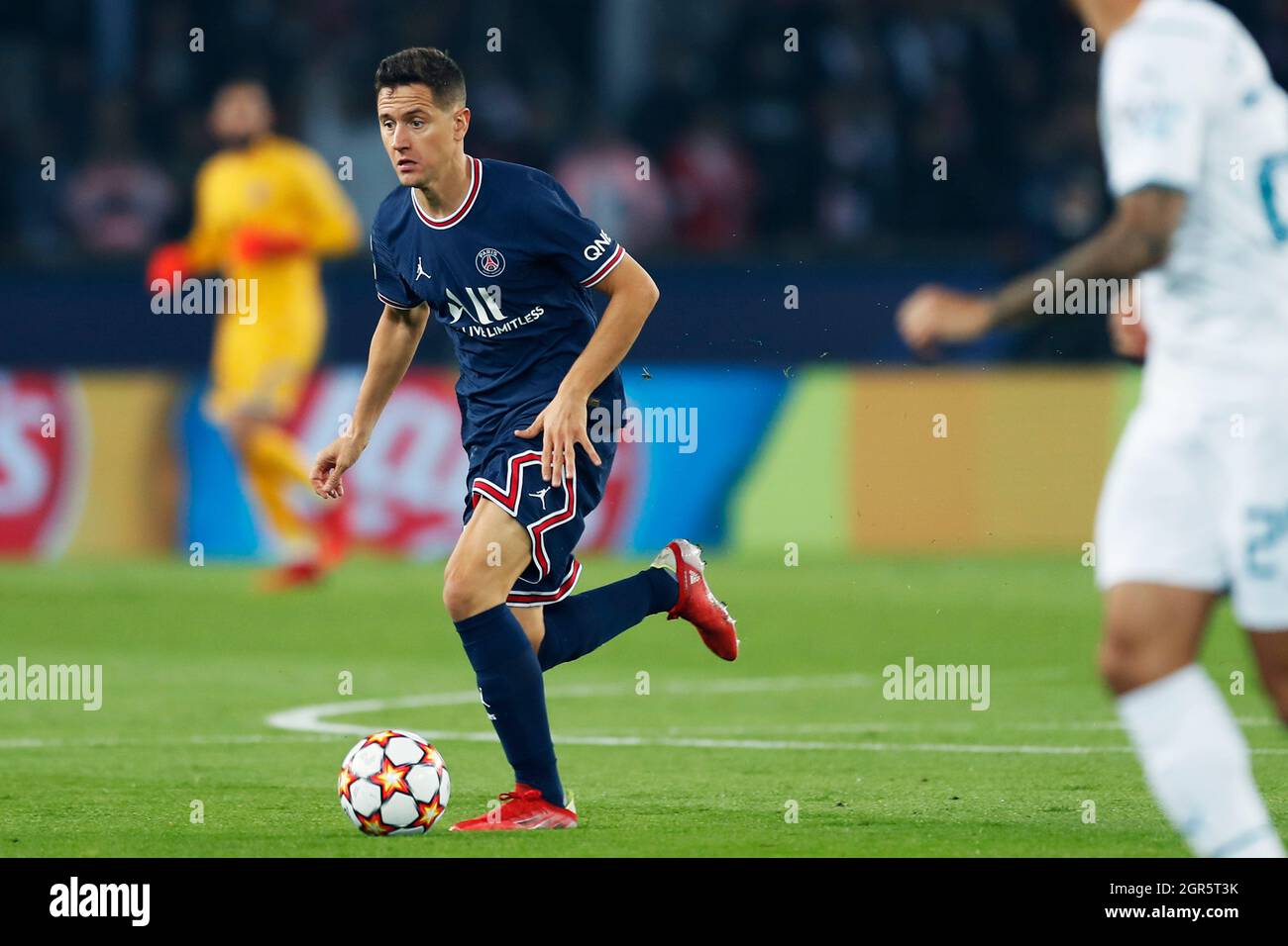 Ander herrera psg hi-res stock photography and images - Alamy