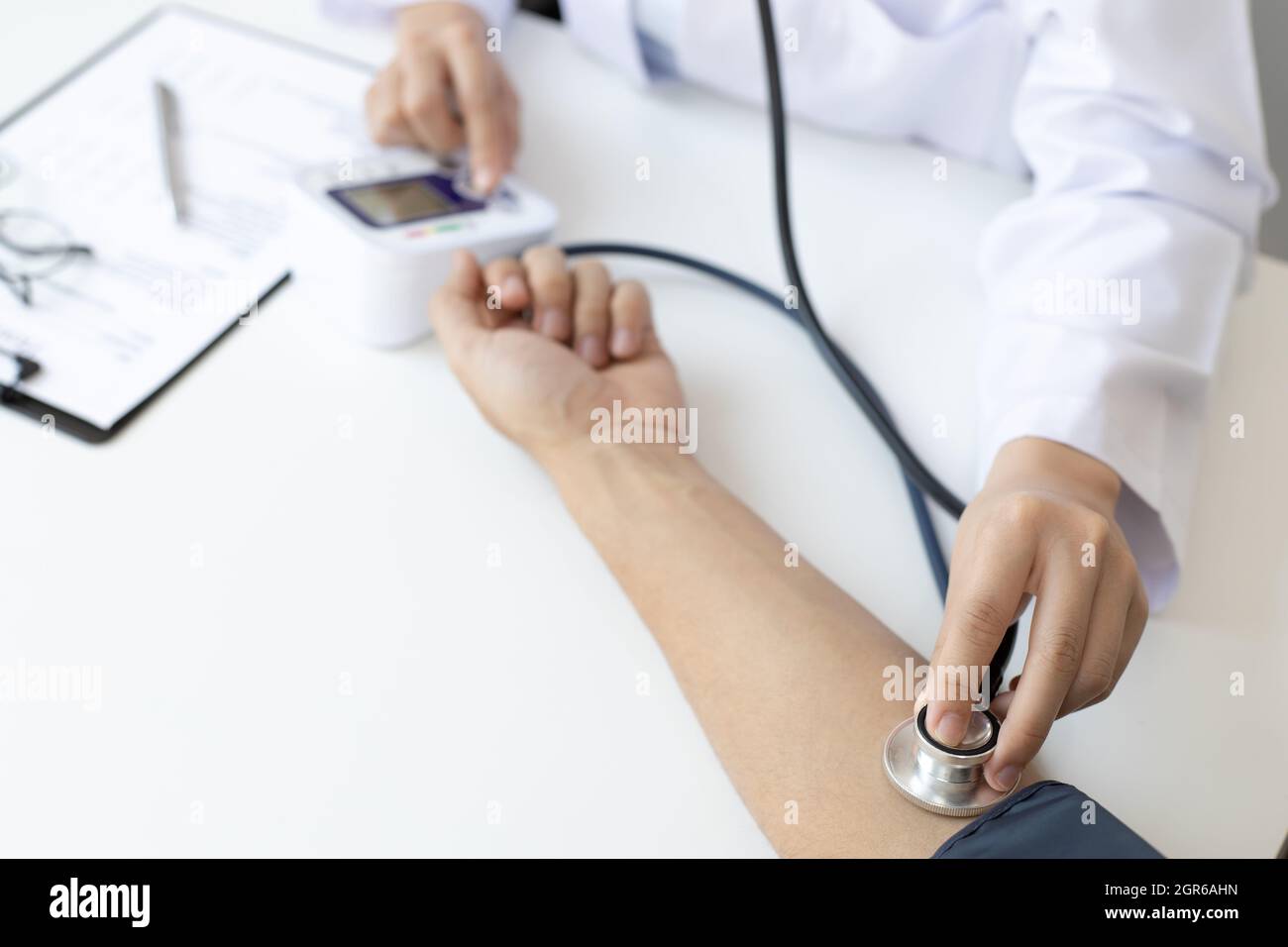 Blood Pressure Monitors High Resolution Stock Photography and Images