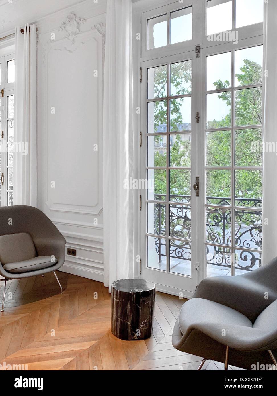 Paris Appartement High Resolution Stock Photography And Images Alamy