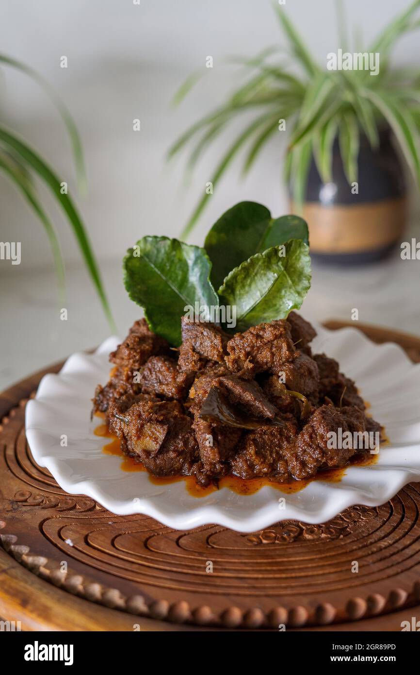 Traditional food of minangkabau hi-res stock photography and images - Alamy