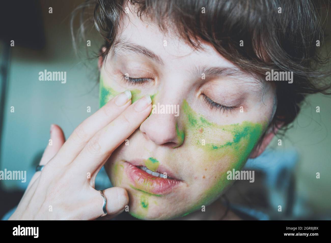Portrait women moody close up hi-res stock photography and images - Alamy