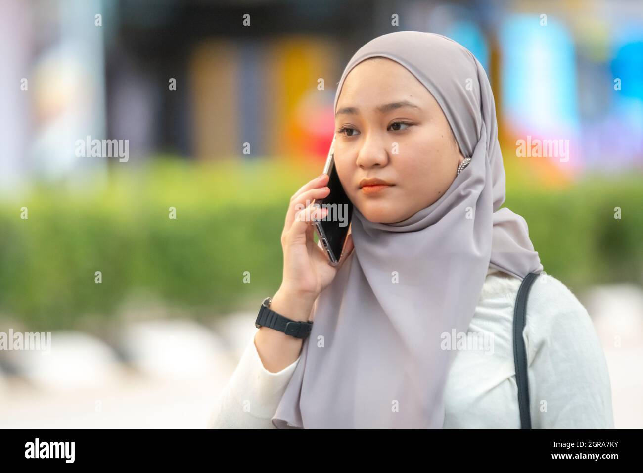 Beautiful malay girl hi-res stock photography and images - Alamy