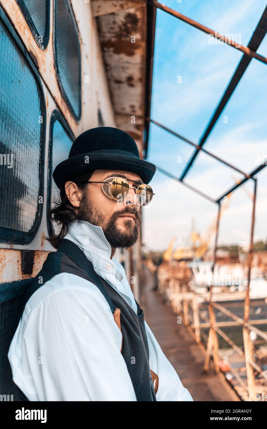 Man wearing sailor hat hi-res stock photography and images - Alamy
