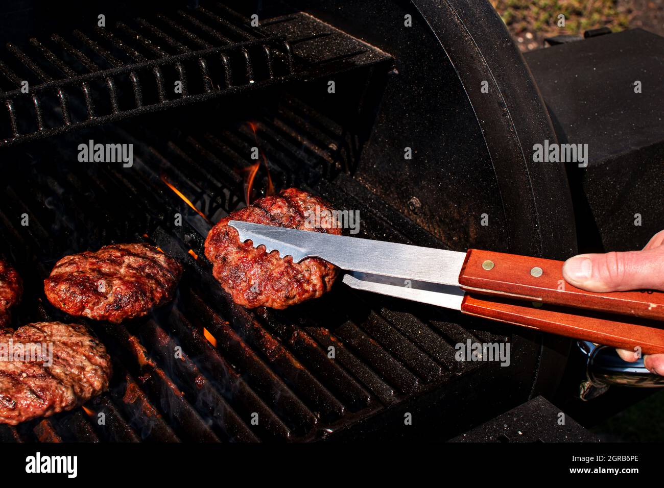 Smoking burger hires stock photography and images Alamy