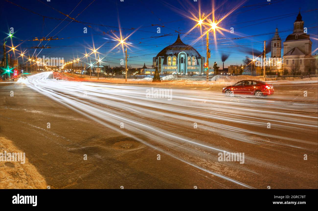 Наш веселый выходной тула. Тула в эти выходные. Афиша проекта. Тула музей самоваров и пряников. Тульский пряник тула статуя.