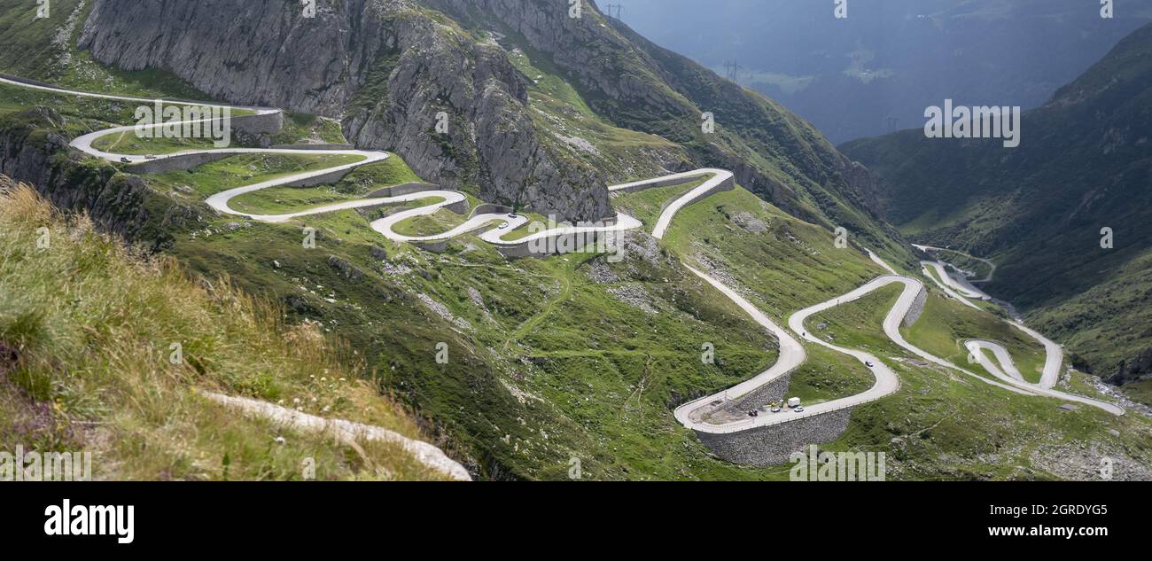 Tremola san gottardo hi-res stock photography and images - Alamy