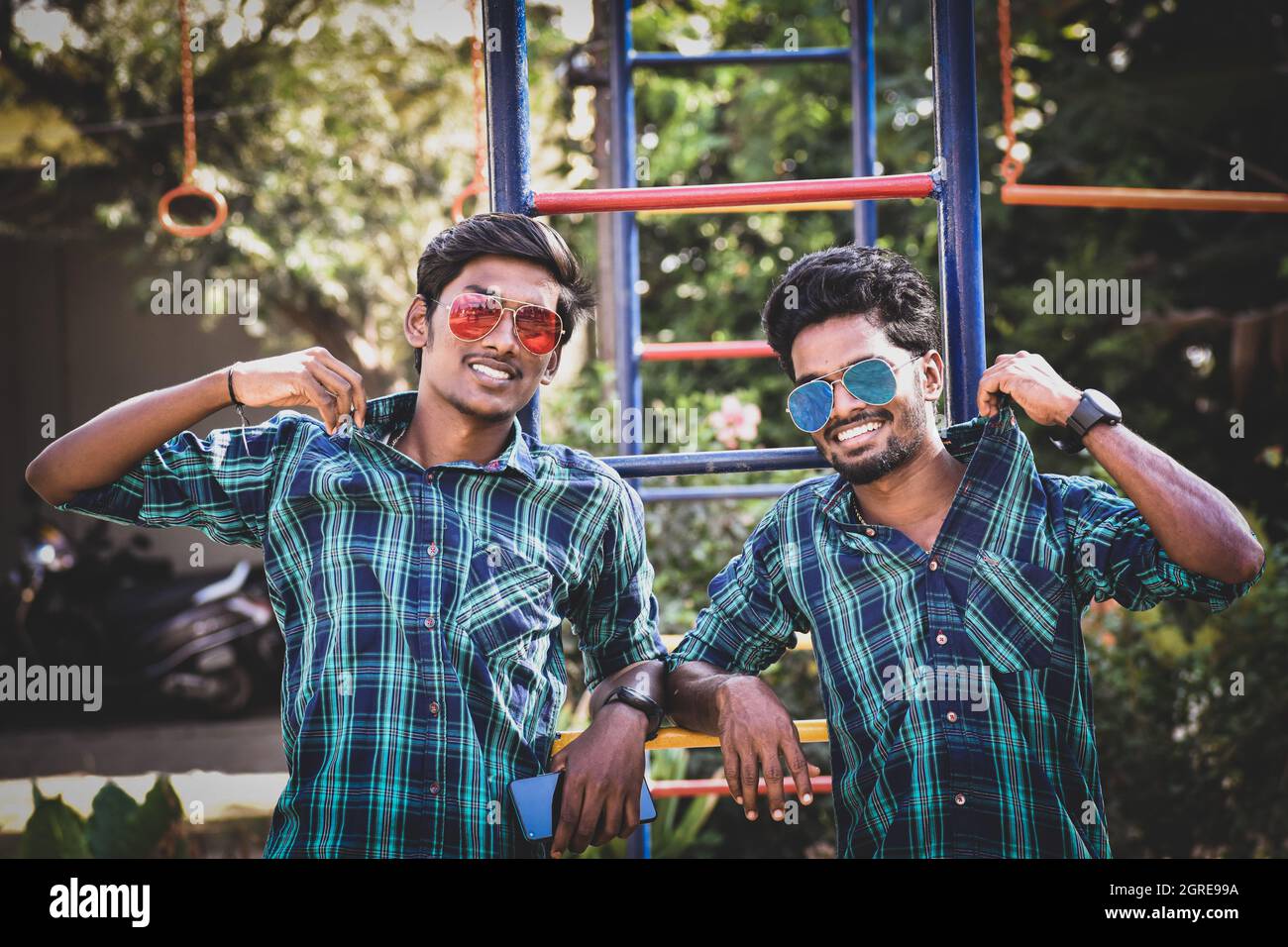 a-true-friend-is-one-soul-in-two-bodies-stock-photo-alamy