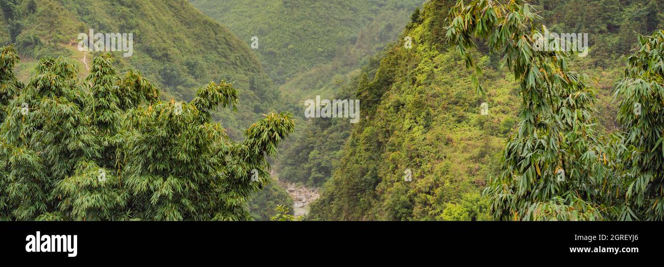 Landscape of Sapa in the fog, Northwest Vietnam. Vietnam opens to tourism after quarantine Coronovirus COVID 19 BANNER, LONG FORMAT Stock Photo