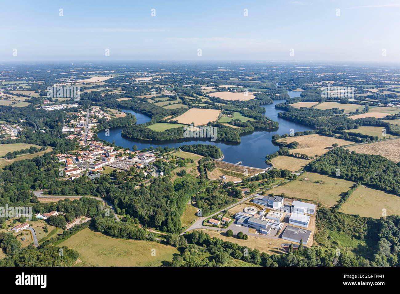 France, Vendee, St Vincent sur Graon, the village, the lake and the water treatment plant (aerial view) Stock Photo