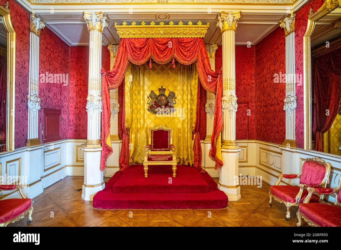 France, Paris, United Kingdom Embassy, the throne room Stock Photo Alamy