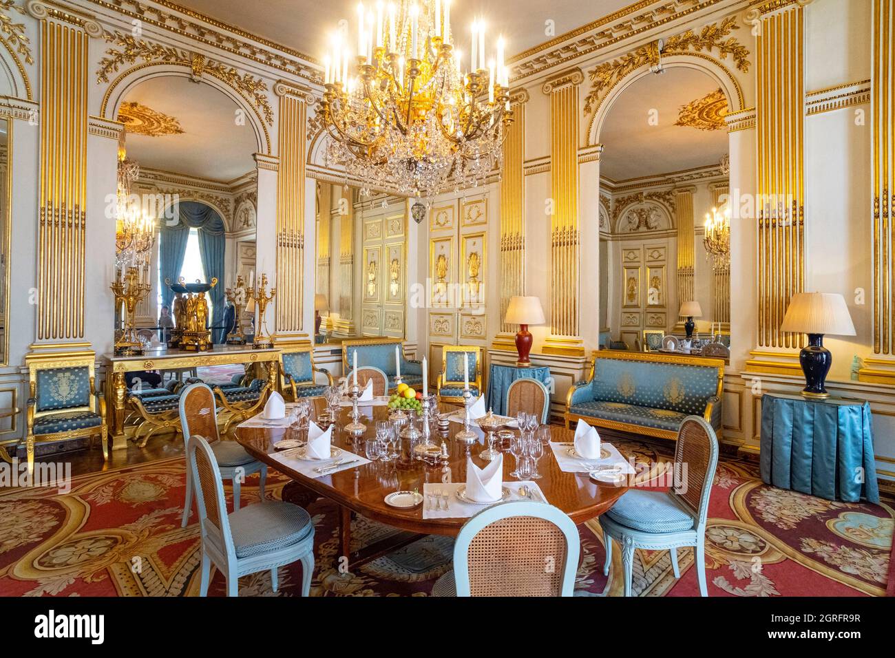 France, Paris, United Kingdom Embassy, the blue lounge Stock Photo - Alamy