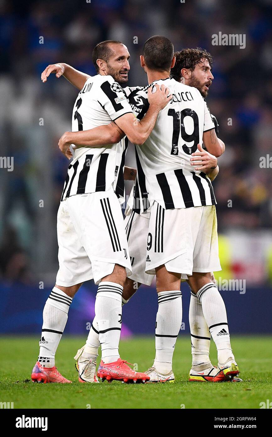 Download Giorgio Chiellini Juventus FC Ready Football Match Wallpaper