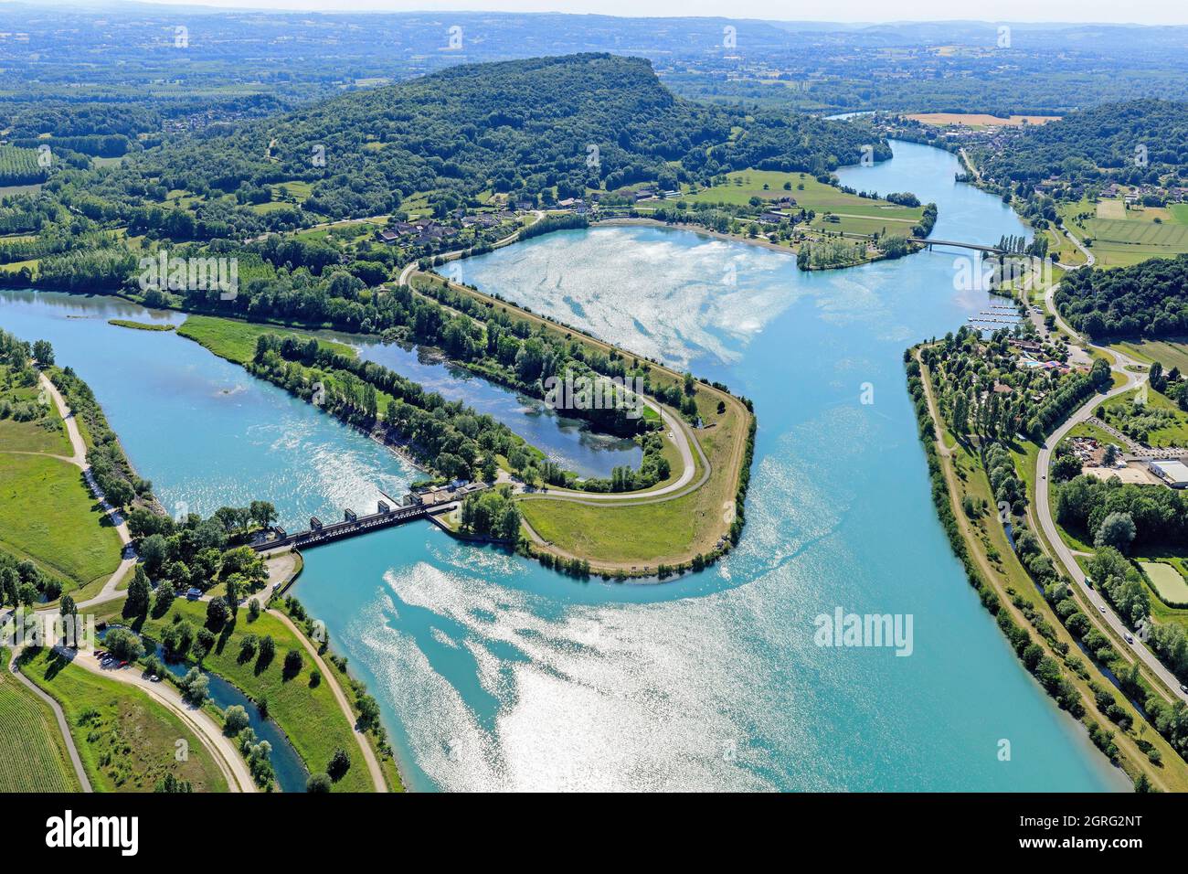 France, Savoie, Champagneux, Ain Murs et Gelignieux, dam factory of Champagneux on the Rhone and lake of Cuchet (aerial view) Stock Photo