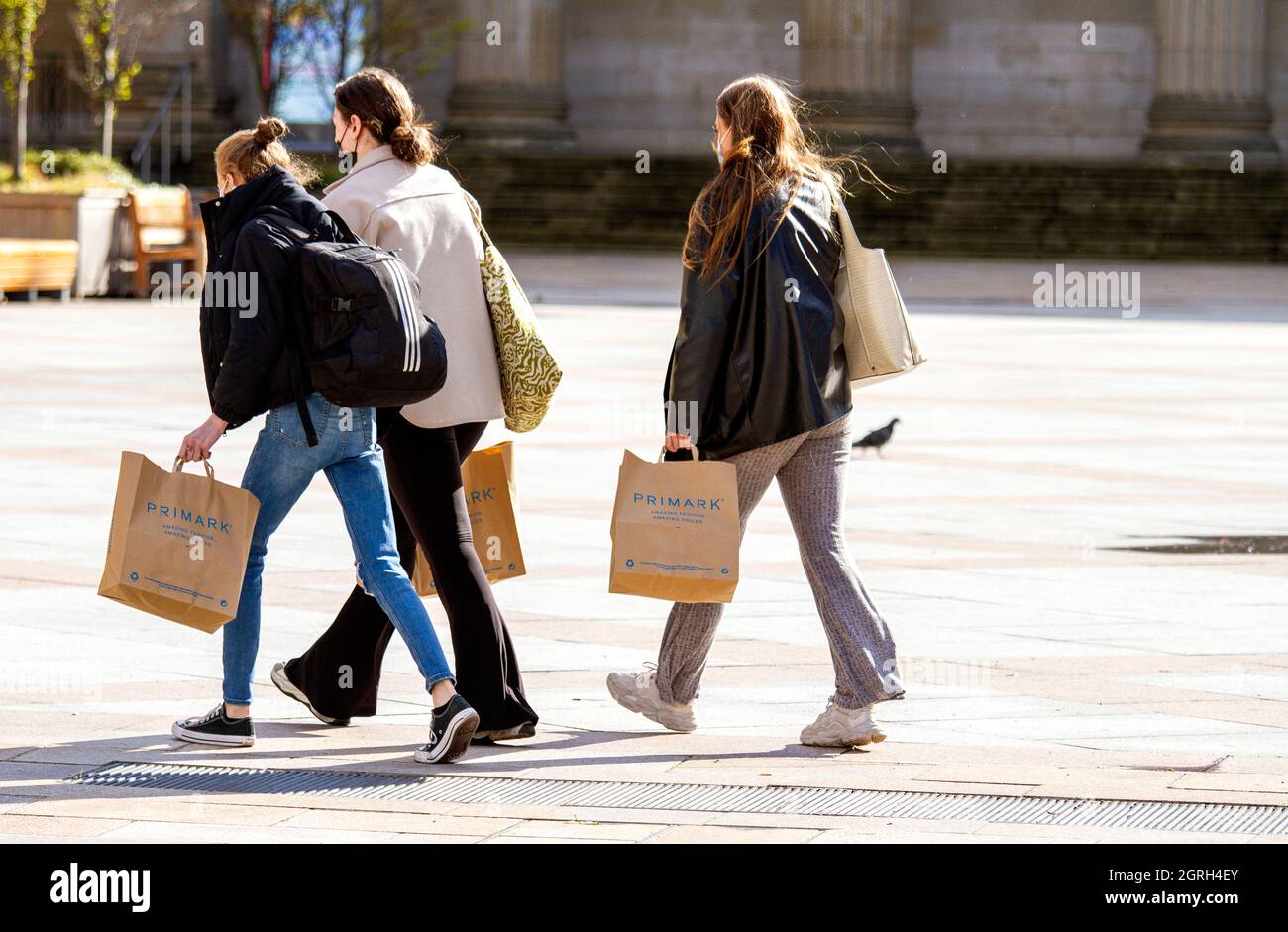 Primark Shopping Young People High Resolution Stock Photography And Images Alamy Primark Shopping Young People High Resolution Stock Photography And Images Alamy
