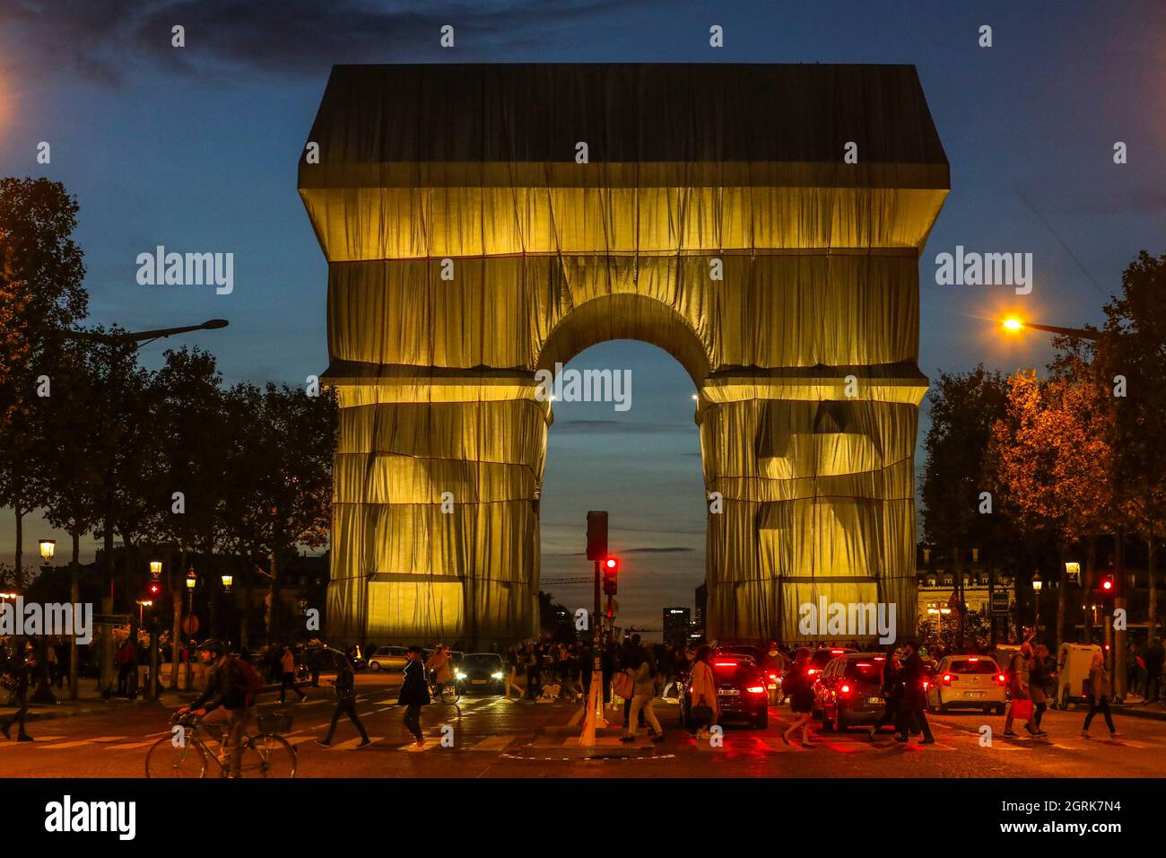 ARC DE TRIOMPHE WRAPPED SUNSET AND NIGHTIME, PARIS Stock Photo