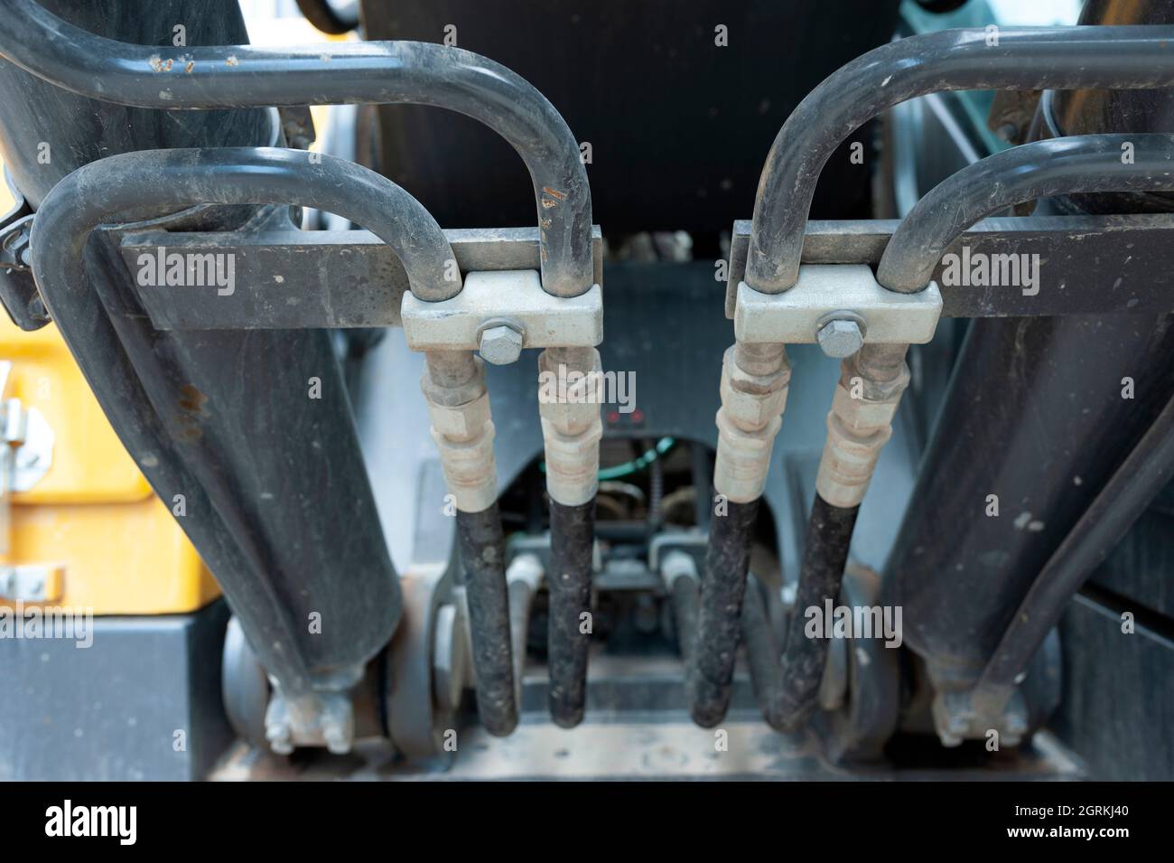 Hydraulic hose hires stock photography and images Alamy