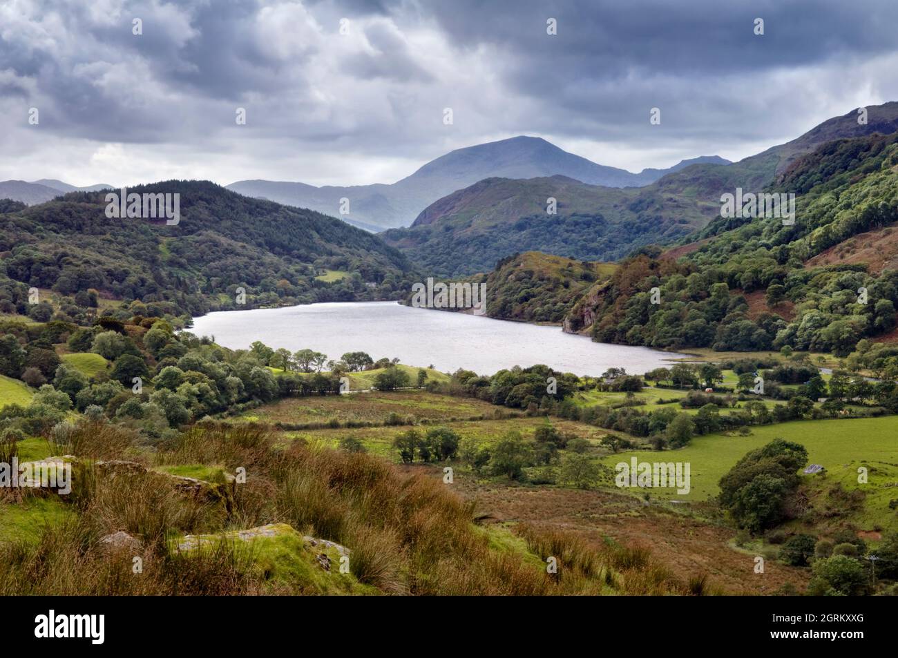 Llyn Gwynant, Snowdon national park, Wales - view from A498 Stock Photo